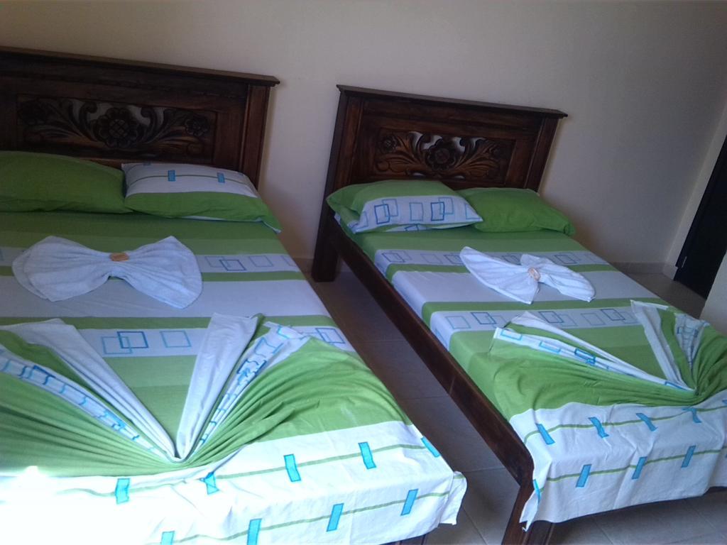 Hotel Táchiras Bucaramanga Habitación foto
